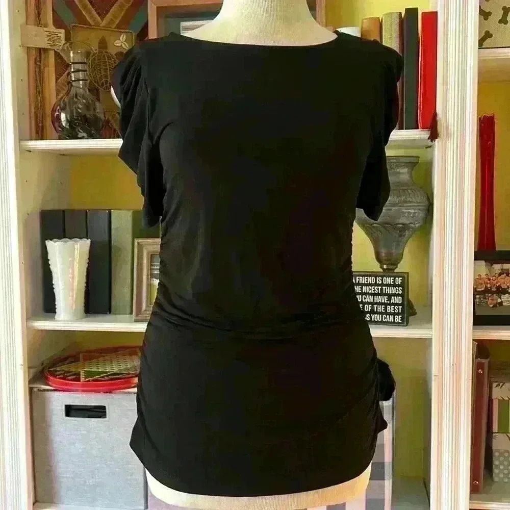DKNY ruched short sleeve black tee size Medium NWT
